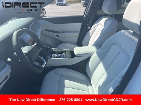 New 2026 Jeep Cherokee Laredo image 11