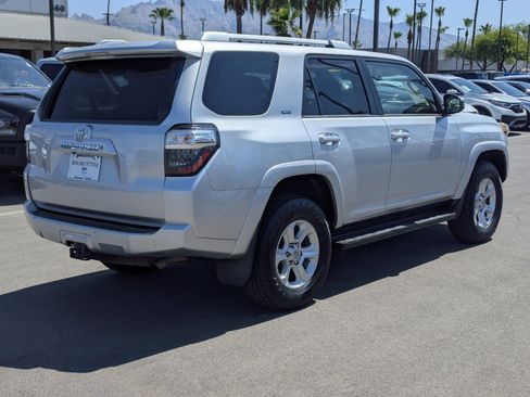 Used 2016 Toyota 4Runner Limited AWD/4WD image 2
