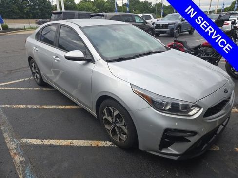Used 2020 Kia Forte LXS FWD image 1