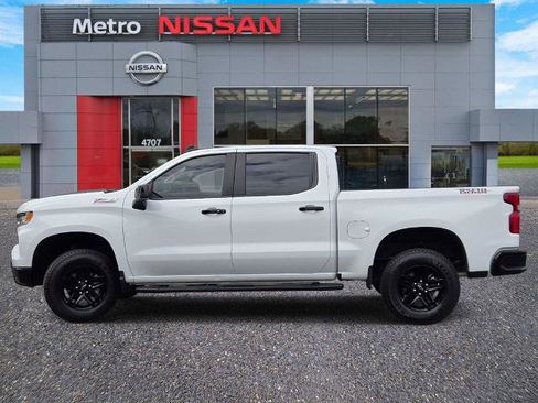 Used 2024 Chevrolet Silverado 1500 LT Trail Boss w/ Protection Package AWD/4WD image 3