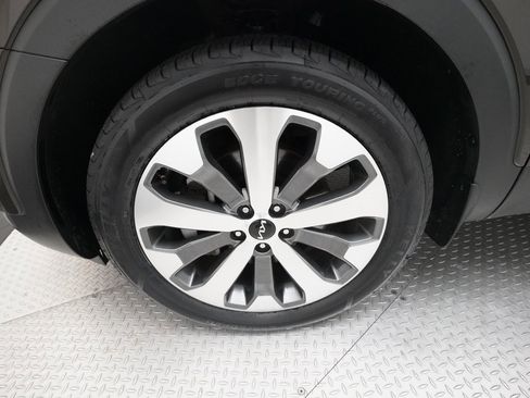 Used 2022 Kia Telluride SX image 28