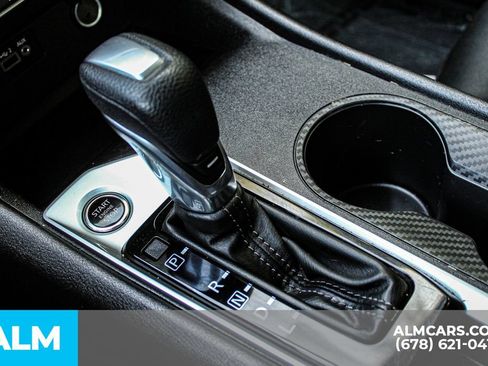 Used 2025 Nissan Altima 2.5 SV FWD image 30