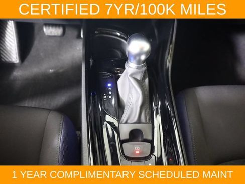 Used 2021 Toyota C-HR XLE FWD image 28