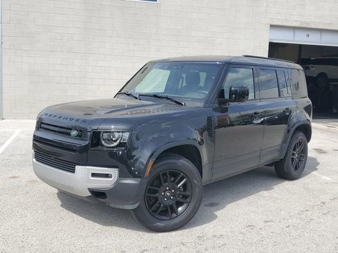 Certified 2025 Land Rover Defender 110 S AWD/4WD image 35