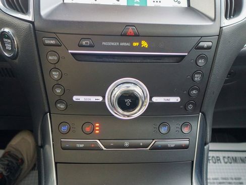 Used 2019 Ford Edge Titanium w/ Equipment Group 301A image 26