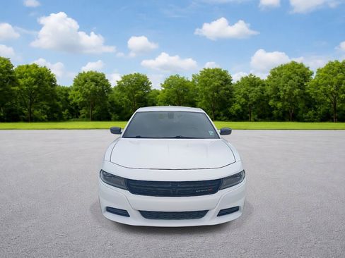 Used 2023 Dodge Charger SXT RWD image 2
