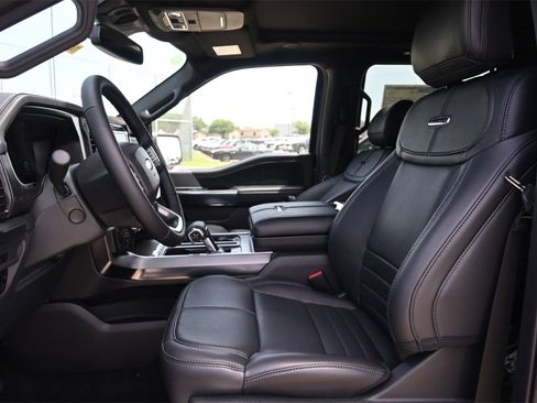 New 2025 Ford F150 Platinum w/ Equipment Group 702A High image 44