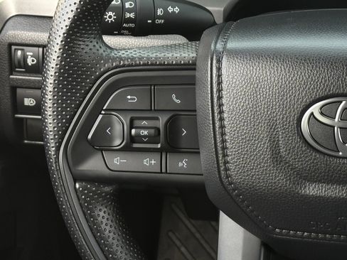 New 2025 Toyota Tacoma SR5 image 15