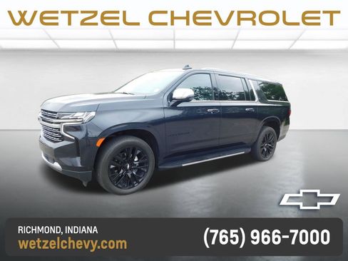 Used 2023 Chevrolet Suburban Premier w/ Advanced Technology Package AWD/4WD image 7