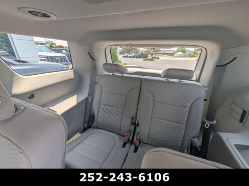 Used 2019 GMC Acadia SLE FWD image 11