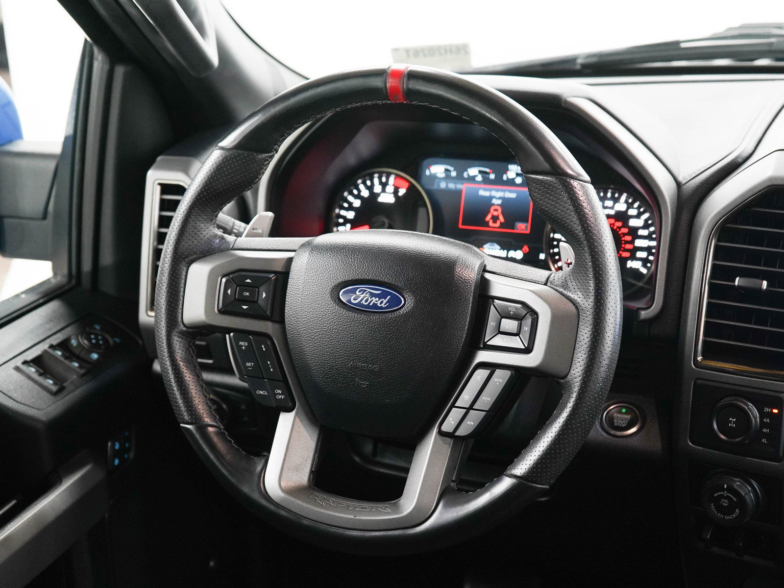Used 2020 Ford F150 Raptor w/ Equipment Group 802A Luxury AWD/4WD image 15