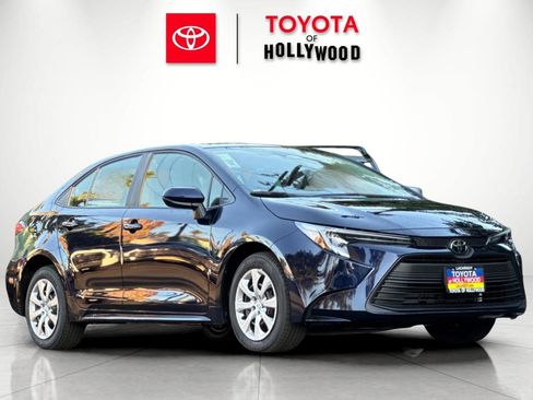 New 2026 Toyota Corolla LE image 2