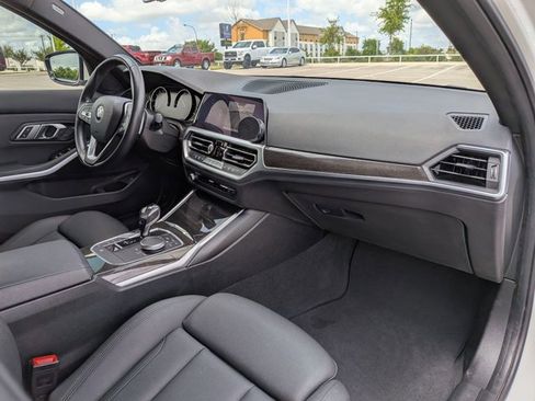 Used 2020 BMW 330i Sedan w/ Convenience Package image 22