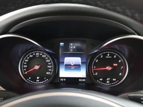 Used 2017 Mercedes-Benz GLC 300 4MATIC image 14