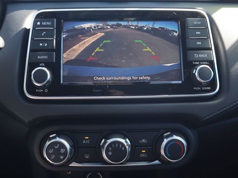 Used 2025 Nissan Versa S w/ Trunk Package image 15