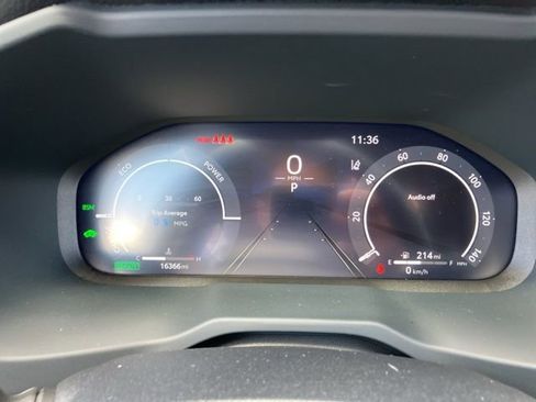 Used 2023 Toyota RAV4 Limited AWD/4WD image 33