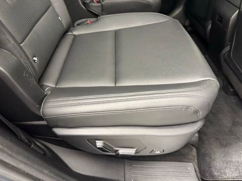 Used 2024 Hyundai Santa Fe Calligraphy AWD/4WD image 34
