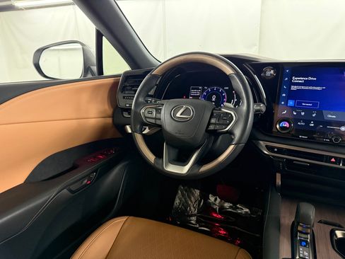 Used 2023 Lexus RX 350 Premium Plus w/ Cold Area Package FWD image 29