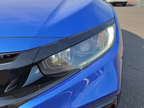 Used 2019 Honda Civic Sport image 9