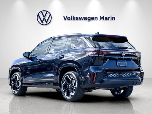 New 2026 Volkswagen Tiguan SEL R-Line AWD/4WD image 3