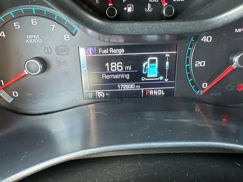 Used 2018 Chevrolet Colorado Z71 AWD/4WD image 13