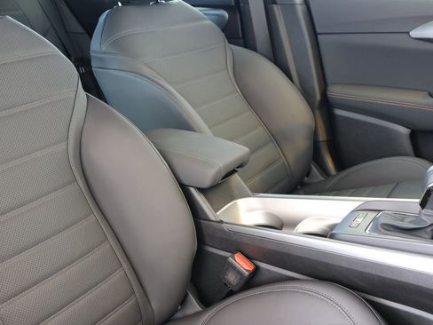 New 2025 Alfa Romeo Tonale w/ Premium Package image 30