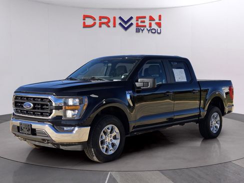 Used 2023 Ford F150 XLT image 1