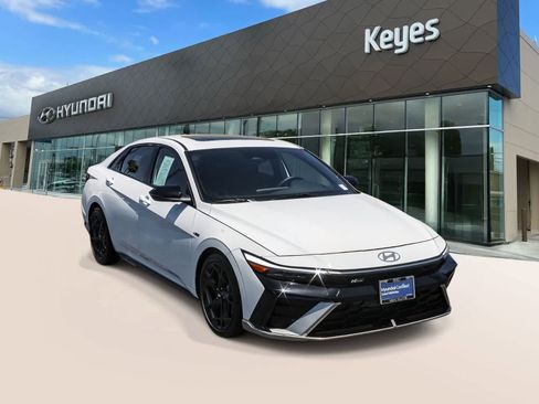 Certified 2025 Hyundai Elantra N Line FWD image 3