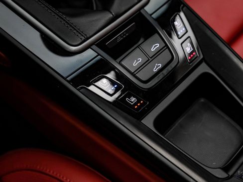 Used 2024 Porsche 911 Carrera GTS RWD image 61