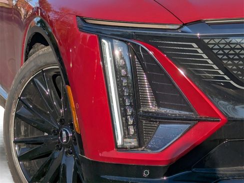 New 2025 Cadillac Lyriq Sport image 21