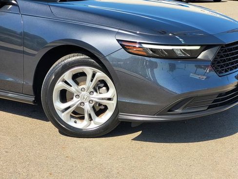 Used 2023 Honda Accord LX image 9