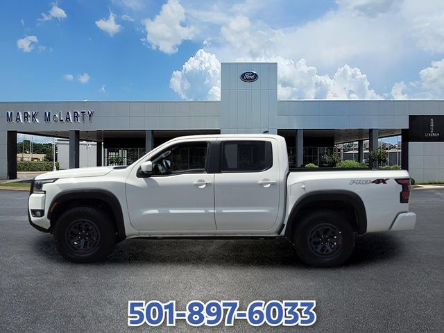 Used 2026 Nissan Frontier PRO-4X AWD/4WD image 2