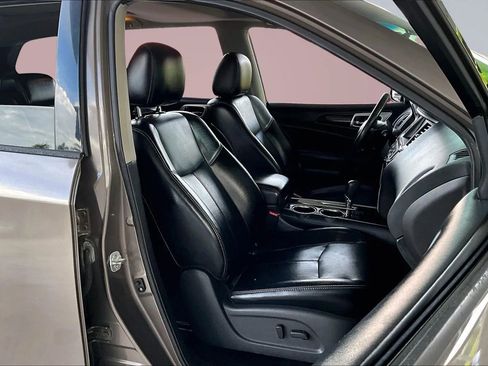 Used 2014 Nissan Pathfinder SL w/ SL Premium Package image 27