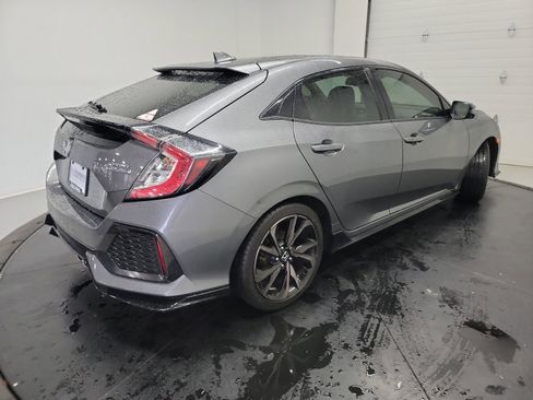 Used 2018 Honda Civic Sport Touring image 9