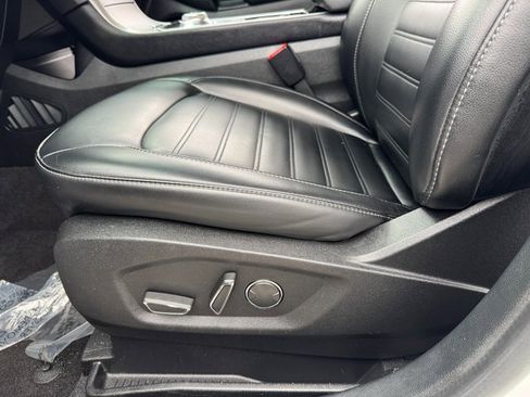 Used 2019 Ford Edge SEL w/ Equipment Group 201A image 15