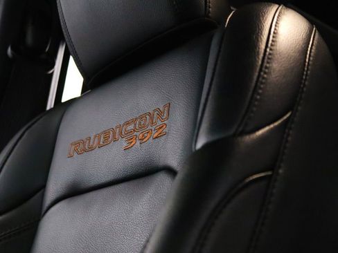 Used 2021 Jeep Wrangler Unlimited Rubicon w/ Xtreme Recon 35" Tire Package AWD/4WD image 12