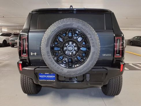 New 2026 GMC Hummer EV SUV image 9