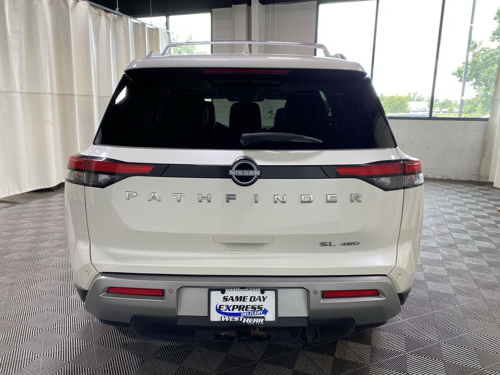 Used 2022 Nissan Pathfinder SL w/ SL Premium Package AWD/4WD image 13