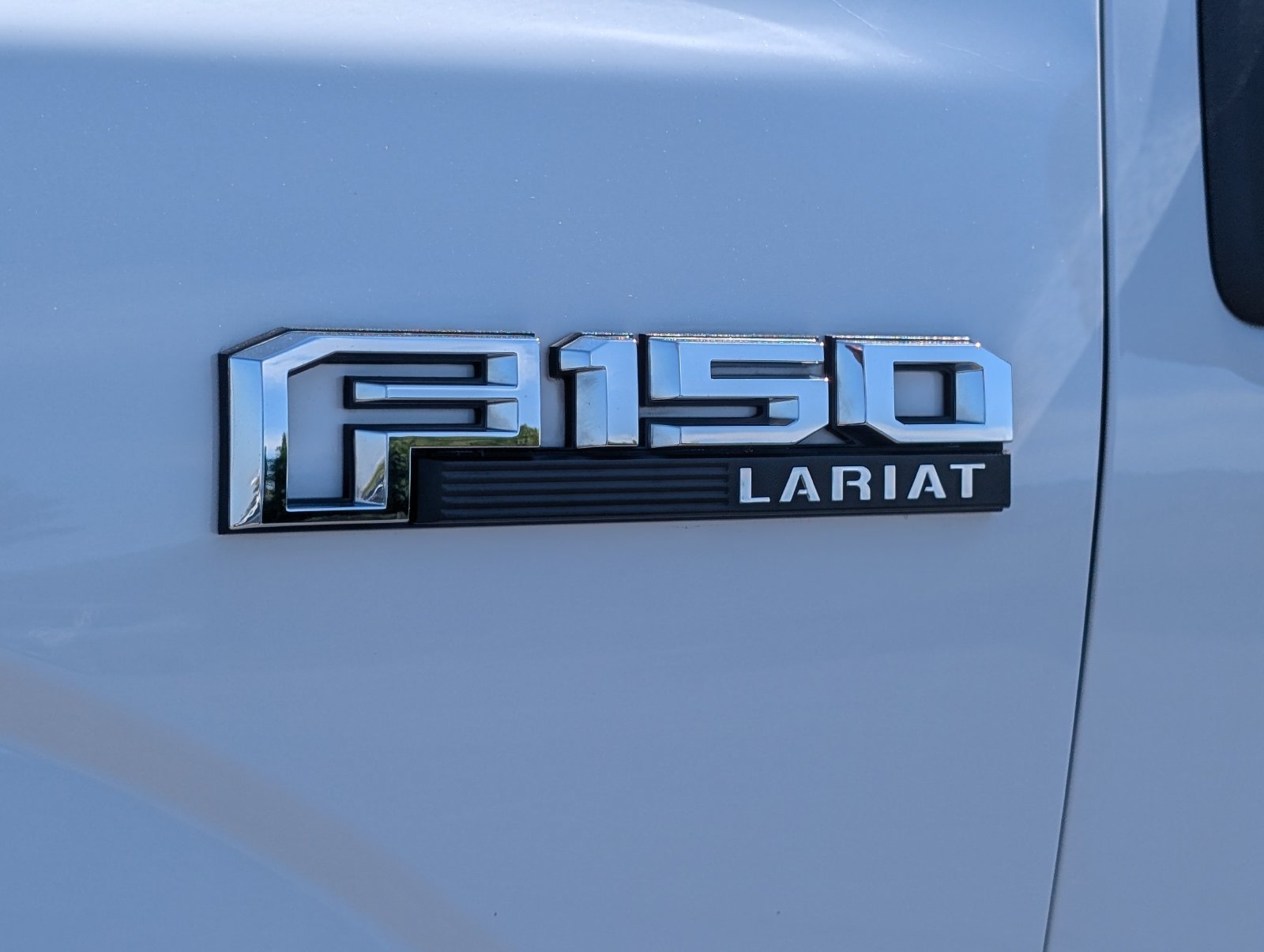 Used 2019 Ford F150 Lariat AWD/4WD image 5