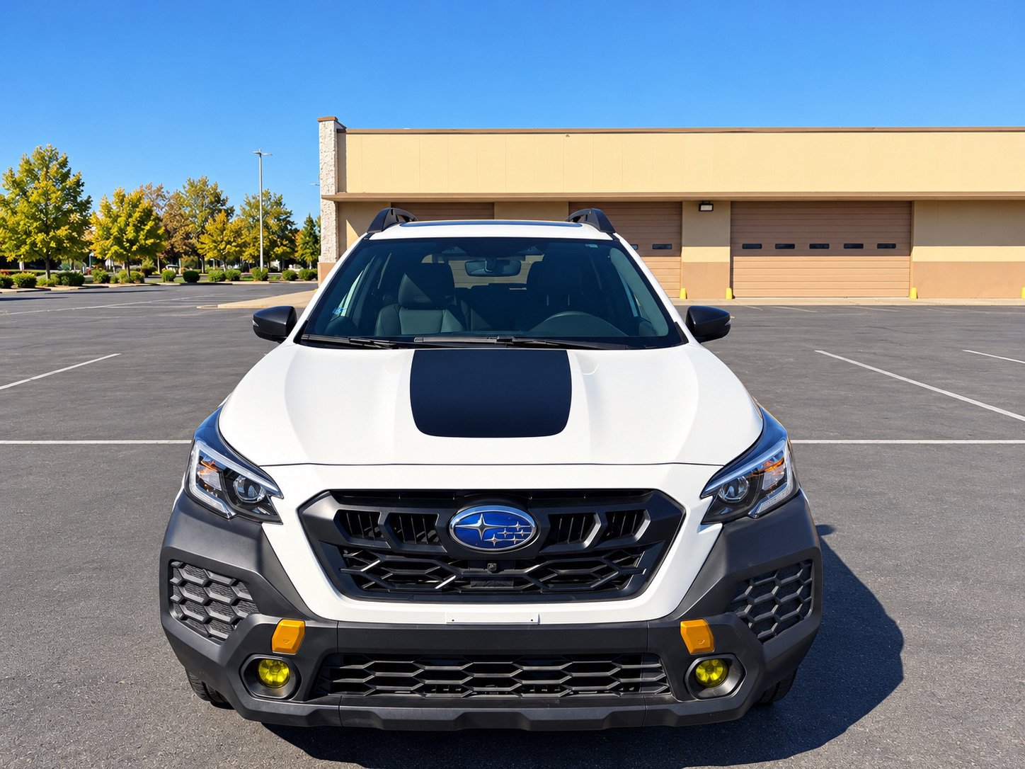 Used 2025 Subaru Outback Wilderness AWD/4WD image 2