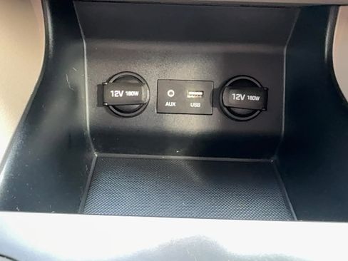 Used 2019 Hyundai Elantra SEL FWD image 23