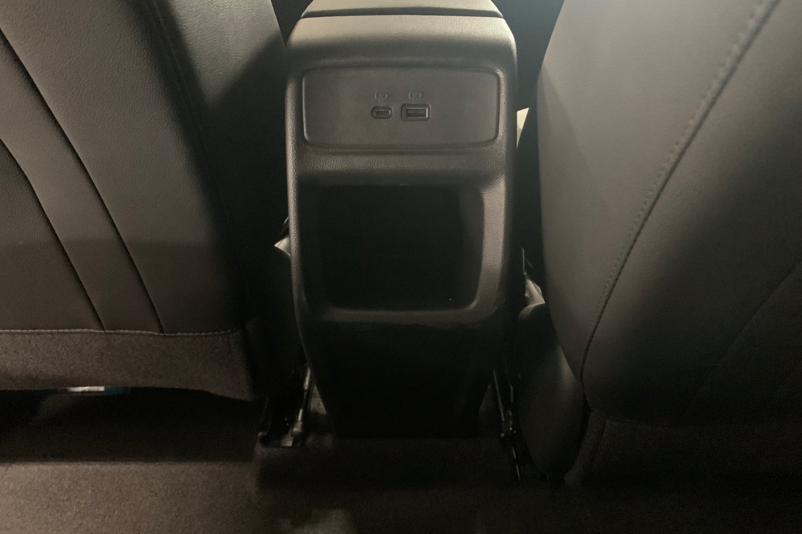 Used 2025 Chevrolet Trax LT w/ LT Convenience Package FWD image 14
