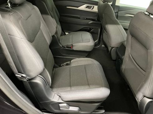 New 2026 Ford Explorer Active AWD/4WD image 19
