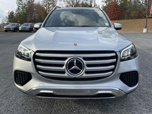 Used 2024 Mercedes-Benz GLS 450 4MATIC image 7