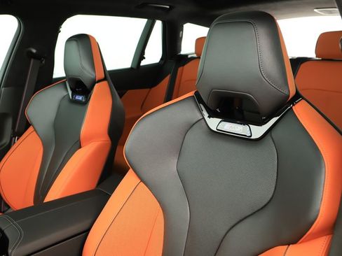 Used 2026 BMW M5 Touring AWD/4WD image 28