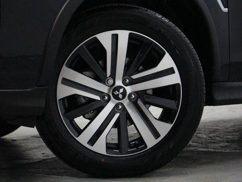 New 2026 Mitsubishi Outlander Sport SE image 3