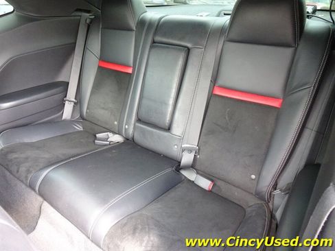 Used 2009 Dodge Challenger SRT8 w/ SRT Option Group II RWD image 14