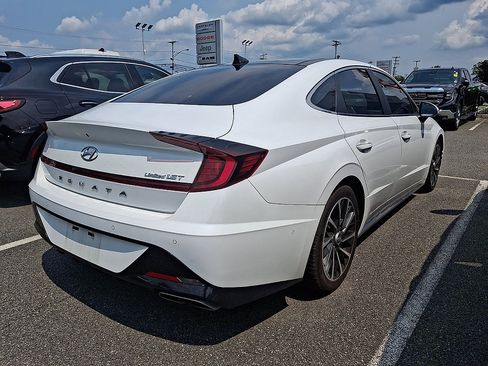 Used 2021 Hyundai Sonata Limited w/ Cargo Package FWD image 4