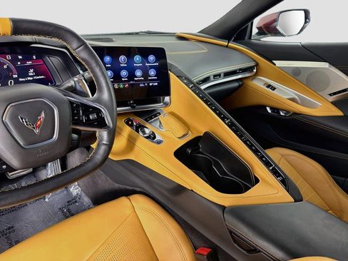 Used 2020 Chevrolet Corvette Stingray Preferred Conv w/ 2LT Preferred Equipment Group RWD image 24