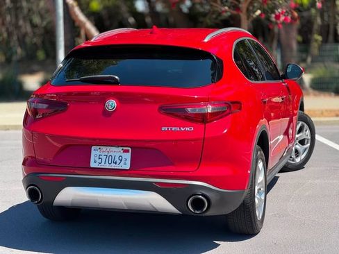 Used 2019 Alfa Romeo Stelvio RWD image 7